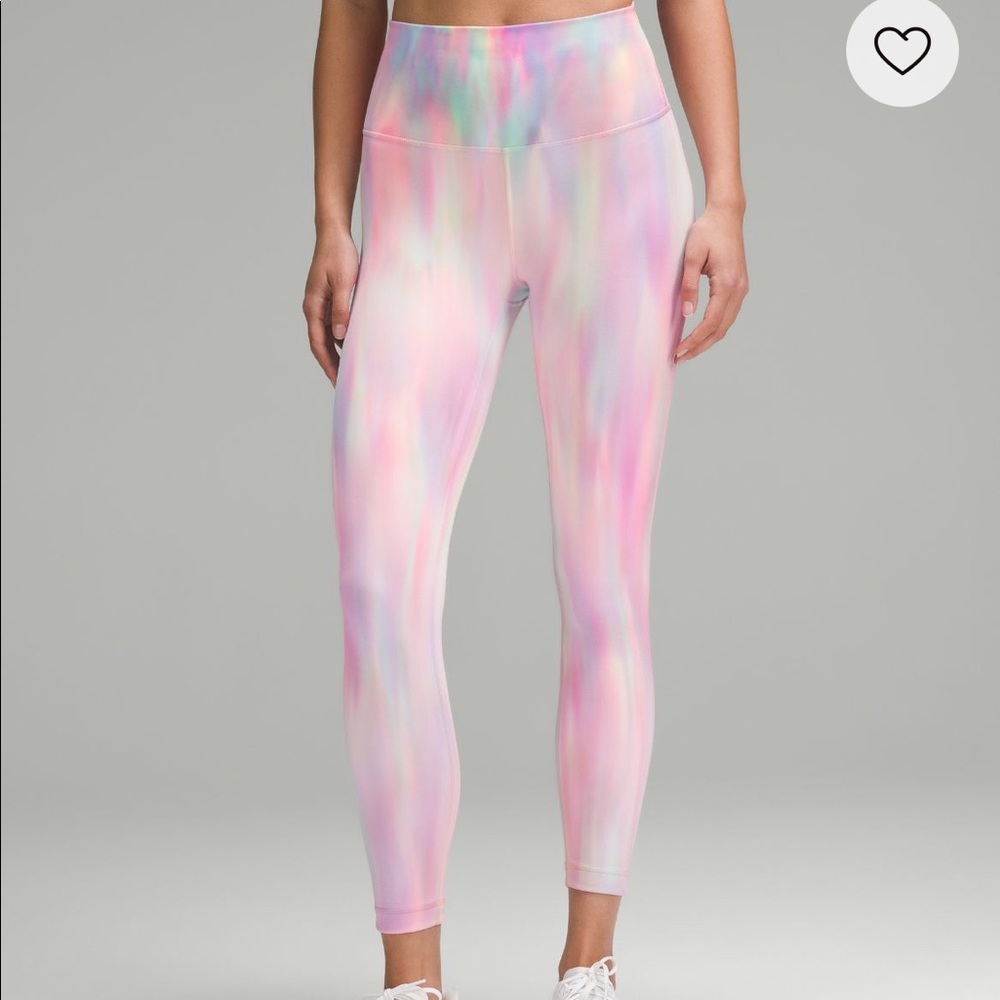 Lululemon Wunder train psychedelic wash multi